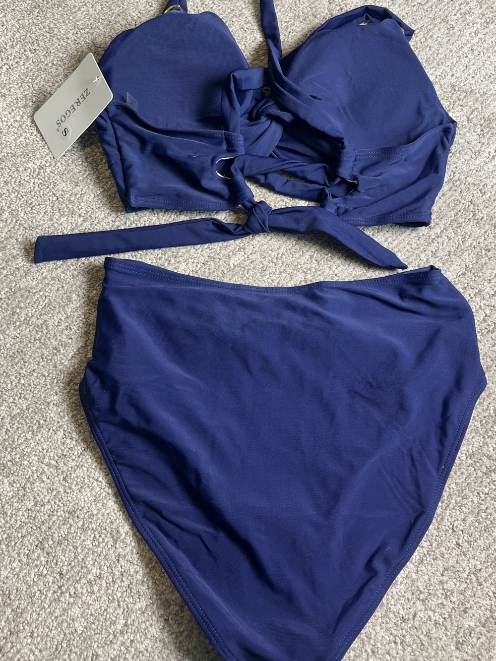 Two Piece Tummy Control Swimsuits
High Waisted V Neck S. 585/bb13-1 - Picture 6 of 6